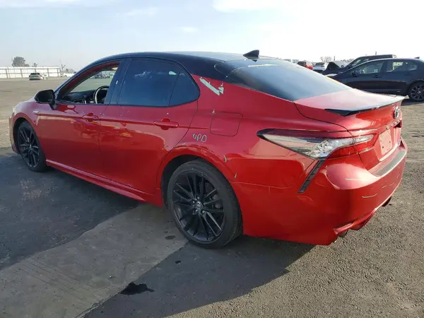 4T1K31AK5MU024035 2021 TOYOTA CAMRY - Image 2