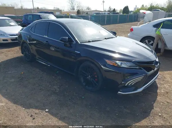 4T1K31AK5MU024696 2021 TOYOTA CAMRY - Image 1