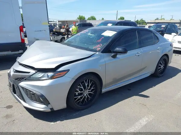 4T1K31AK5MU031843 2021 TOYOTA CAMRY - Image 2
