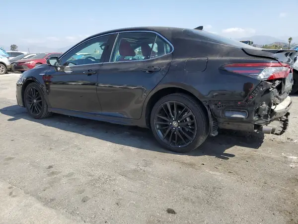 4T1K31AK5MU549676 2021 TOYOTA CAMRY - Image 2