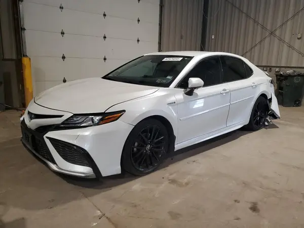 4T1K31AK5MU553968 2021 TOYOTA CAMRY - Image 1