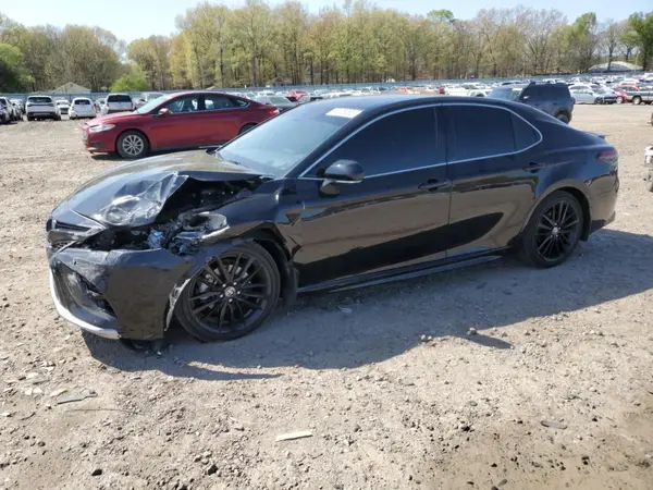 4T1K31AK5NU599477 2022 TOYOTA CAMRY - Image 1