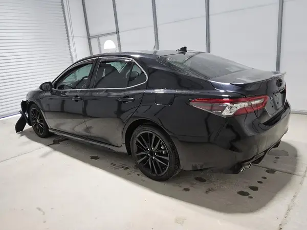4T1K31AK5PU055581 2023 TOYOTA CAMRY - Image 2