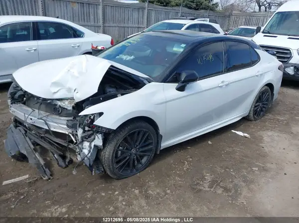 4T1K31AK5RU062839 2024 TOYOTA CAMRY - Image 2