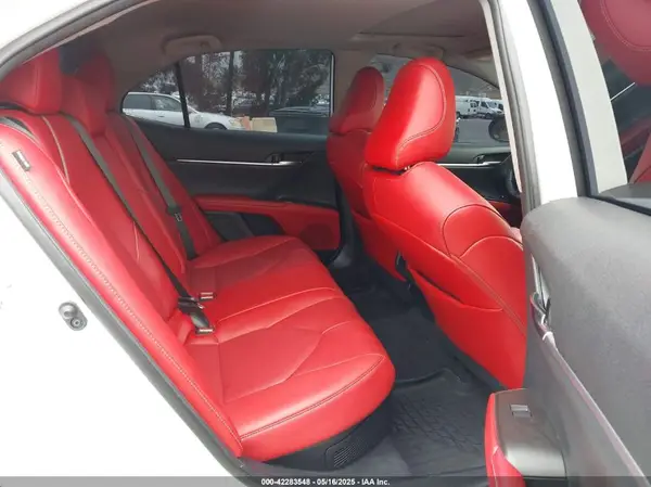 4T1K31AK6MU020821 2021 TOYOTA CAMRY - Image 8