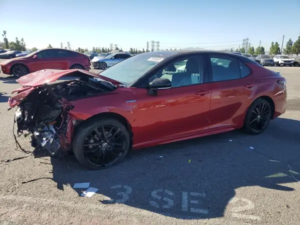4T1K31AK6MU022259 2021 TOYOTA CAMRY - Image 1