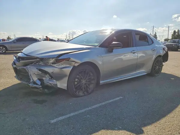 4T1K31AK6MU031088 2021 TOYOTA CAMRY - Image 1