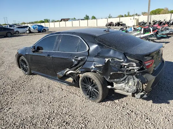 4T1K31AK6MU548309 2021 TOYOTA CAMRY - Image 2