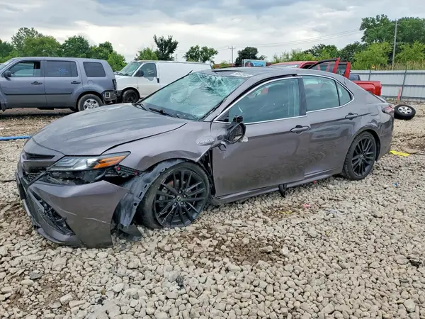4T1K31AK6MU568768 2021 TOYOTA CAMRY - Image 1