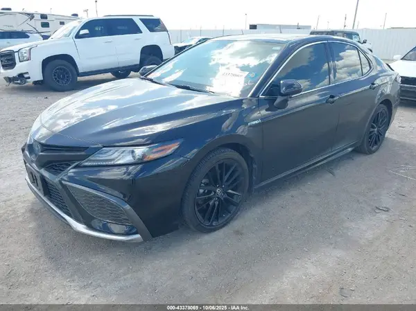 4T1K31AK7MU024554 2021 TOYOTA CAMRY - Image 2