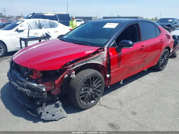 4T1K31AK7MU031925 2021 TOYOTA CAMRY - Image 2
