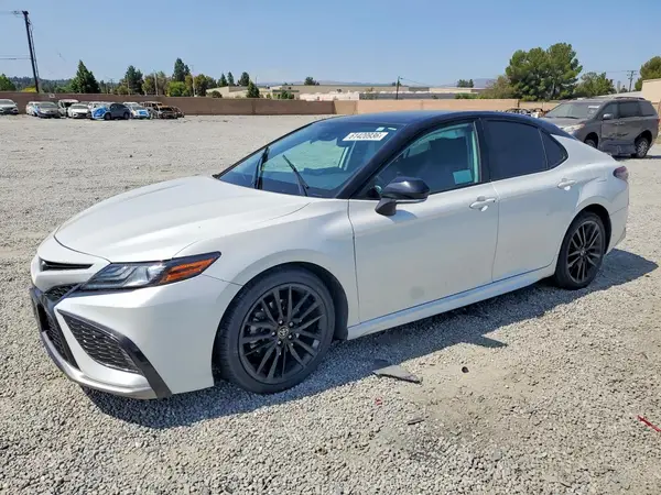 4T1K31AK7NU042067 2022 TOYOTA CAMRY - Image 1