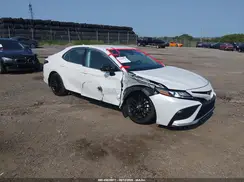 4T1K31AK7NU591185 2022 TOYOTA CAMRY