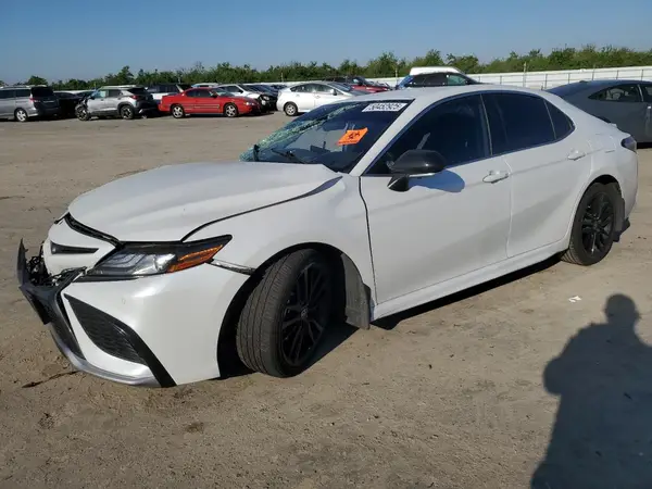 4T1K31AK7NU594961 2022 TOYOTA CAMRY - Image 1