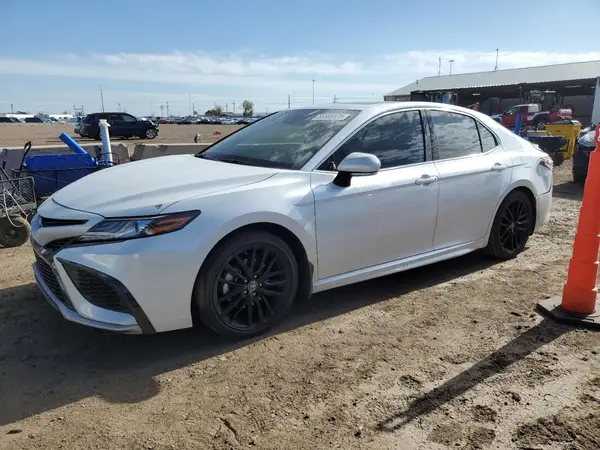 4T1K31AK7NU595351 2022 TOYOTA CAMRY - Image 1