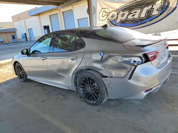 4T1K31AK8MU031769 2021 TOYOTA CAMRY - Image 2