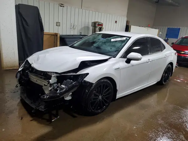 4T1K31AK8MU564382 2021 TOYOTA CAMRY - Image 1