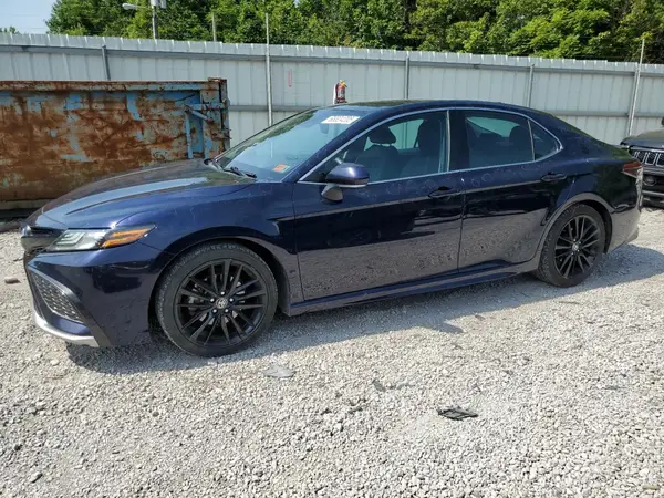 4T1K31AK8NU577747 2022 TOYOTA CAMRY - Image 1