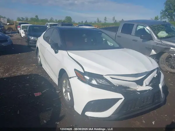4T1K31AK9MU020473 2021 TOYOTA CAMRY - Image 1