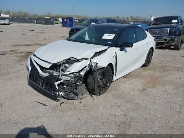 4T1K31AK9MU025740 2021 TOYOTA CAMRY - Image 2