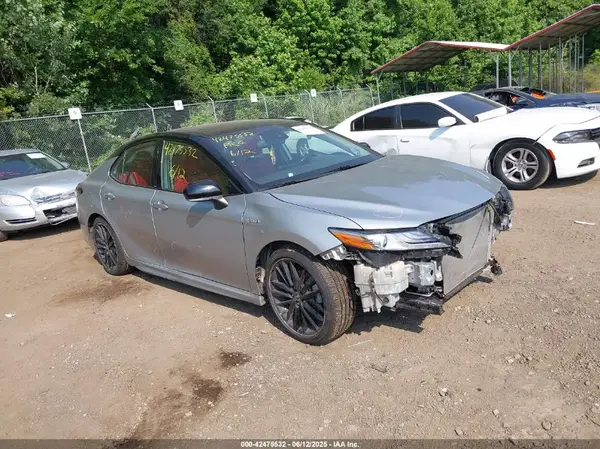4T1K31AK9MU026399 2021 TOYOTA CAMRY - Image 1