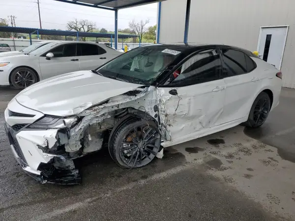 4T1K31AK9RU059832 2024 TOYOTA CAMRY - Image 1