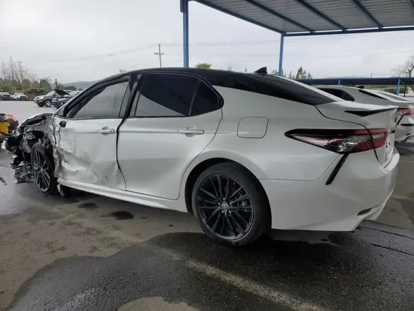 4T1K31AK9RU059832 2024 TOYOTA CAMRY - Image 2