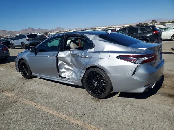 4T1K31AK9RU627478 2024 TOYOTA CAMRY - Image 2