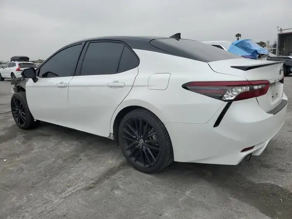 4T1K31AKXMU031353 2021 TOYOTA CAMRY - Image 2