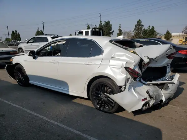 4T1K31AKXMU548944 2021 TOYOTA CAMRY - Image 2