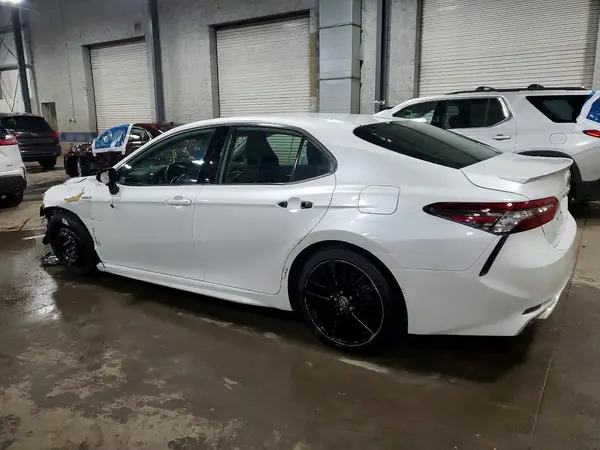 4T1K31AKXMU557787 2021 TOYOTA CAMRY - Image 2
