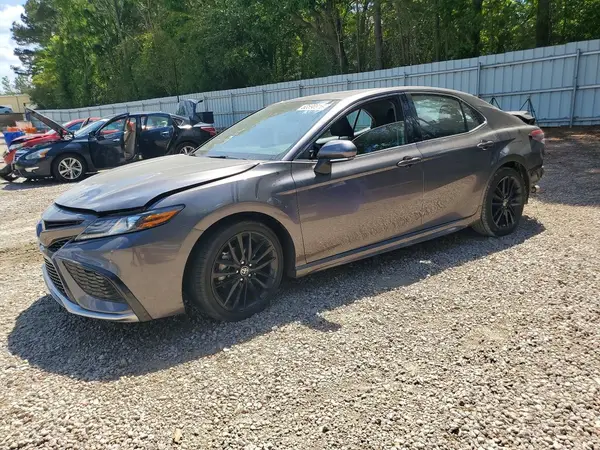 4T1K31AKXRU068233 2024 TOYOTA CAMRY - Image 1