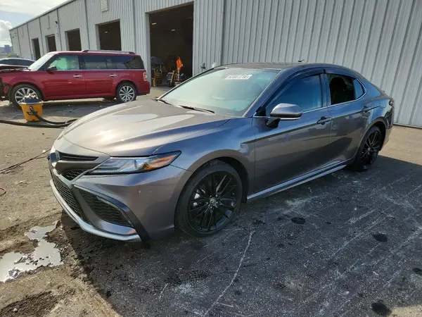 4T1K31AKXRU072847 2024 TOYOTA CAMRY - Image 1