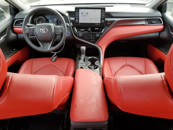4T1K31AKXRU632298 2024 TOYOTA CAMRY - Image 8