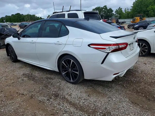4T1K61AK0LU331568 2020 TOYOTA CAMRY - Image 2