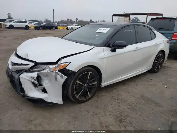 4T1K61AK0LU359564 2020 TOYOTA CAMRY - Image 2