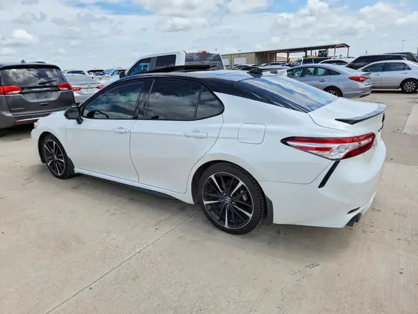 4T1K61AK0LU383475 2020 TOYOTA CAMRY - Image 2