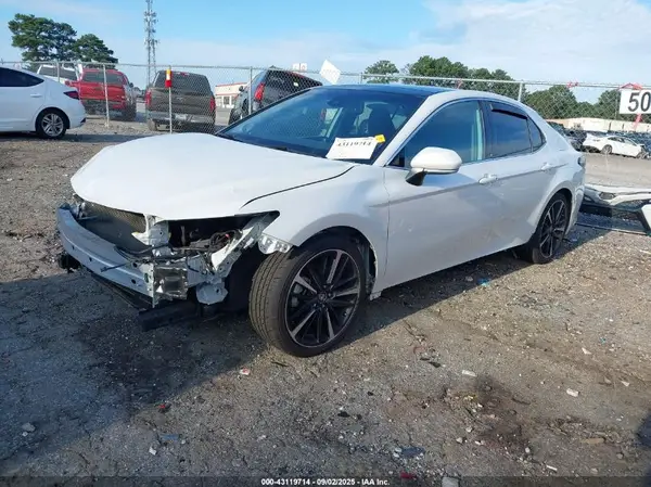 4T1K61AK0LU940160 2020 TOYOTA CAMRY - Image 2