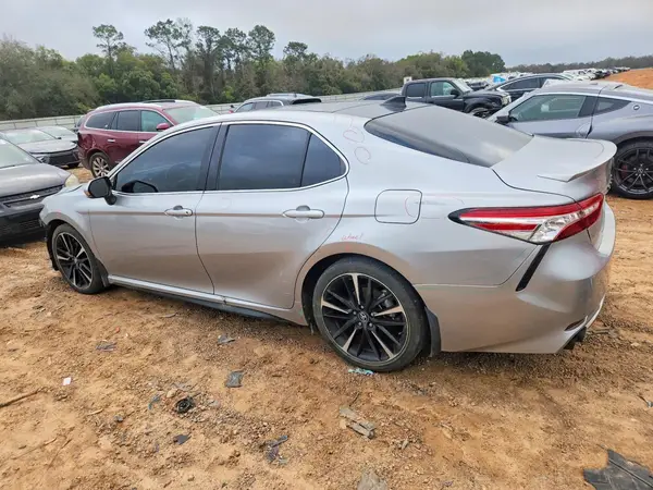 4T1K61AK0LU943396 2020 TOYOTA CAMRY - Image 2