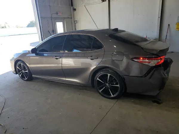 4T1K61AK0LU990752 2020 TOYOTA CAMRY - Image 2