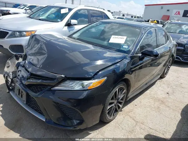 4T1K61AK0LU995546 2020 TOYOTA CAMRY - Image 2