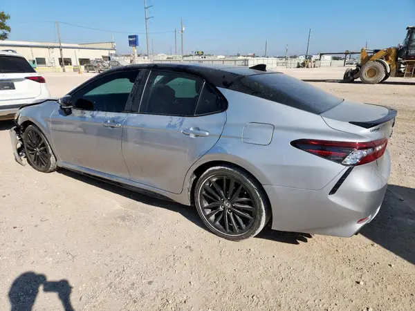 4T1K61AK0MU410367 2021 TOYOTA CAMRY - Image 2