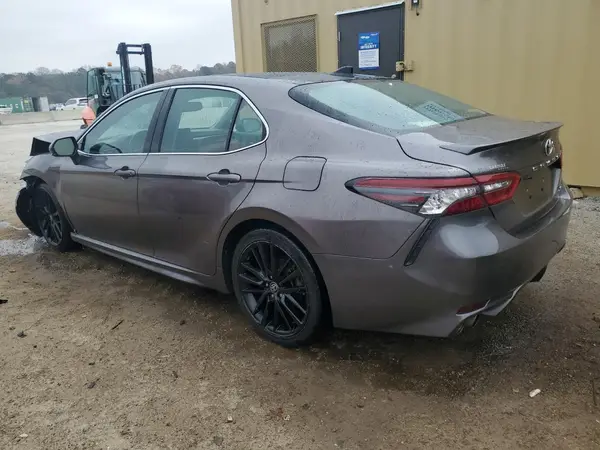 4T1K61AK0MU417268 2021 TOYOTA CAMRY - Image 2