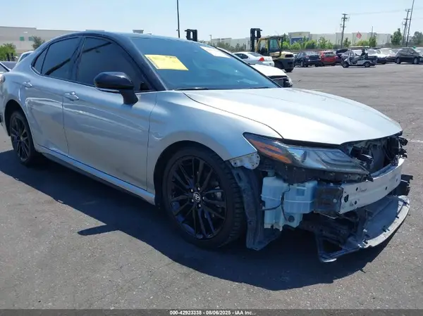 4T1K61AK0MU494416 2021 TOYOTA CAMRY - Image 1
