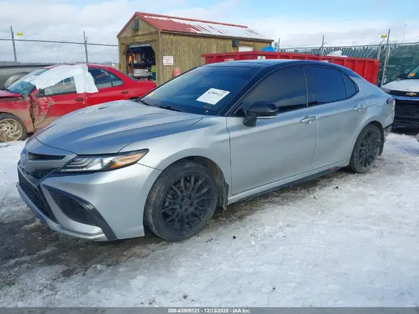 4T1K61AK0MU494433 2021 TOYOTA CAMRY - Image 2