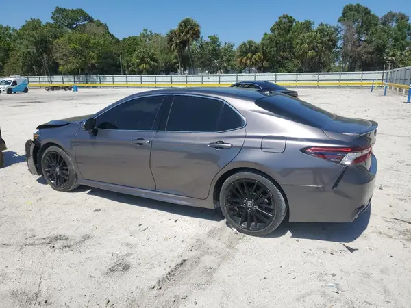 4T1K61AK0MU496120 2021 TOYOTA CAMRY - Image 2