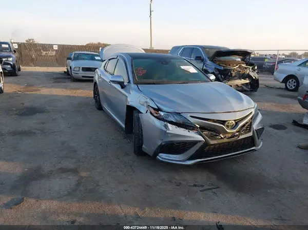 4T1K61AK0MU513689 2021 TOYOTA CAMRY - Image 1