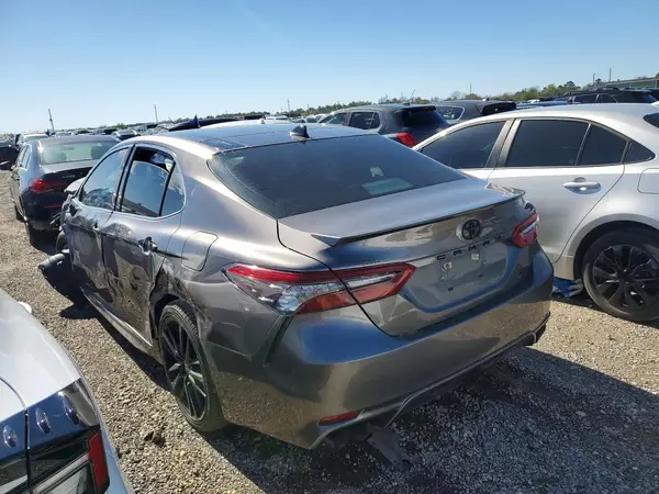 4T1K61AK0MU542982 2021 TOYOTA CAMRY - Image 2