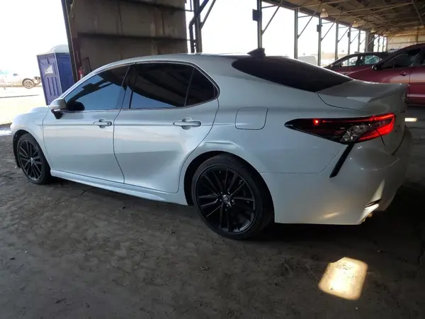 4T1K61AK0MU597383 2021 TOYOTA CAMRY - Image 2