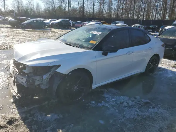 4T1K61AK0NU003845 2022 TOYOTA CAMRY - Image 1